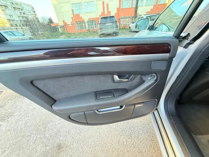 Audi A8   4.2 С Газ-Инж-   QUATTRO * BOSE* Щори fecelift, снимка 9 - Автомобили и джипове - 53298261