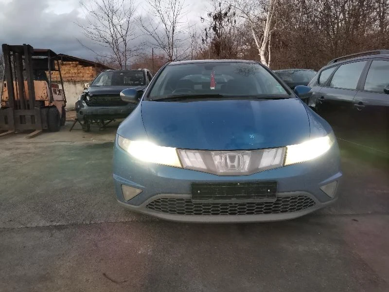 Honda Civic  5бр-2.2ICDTI,1.8I - изображение 4