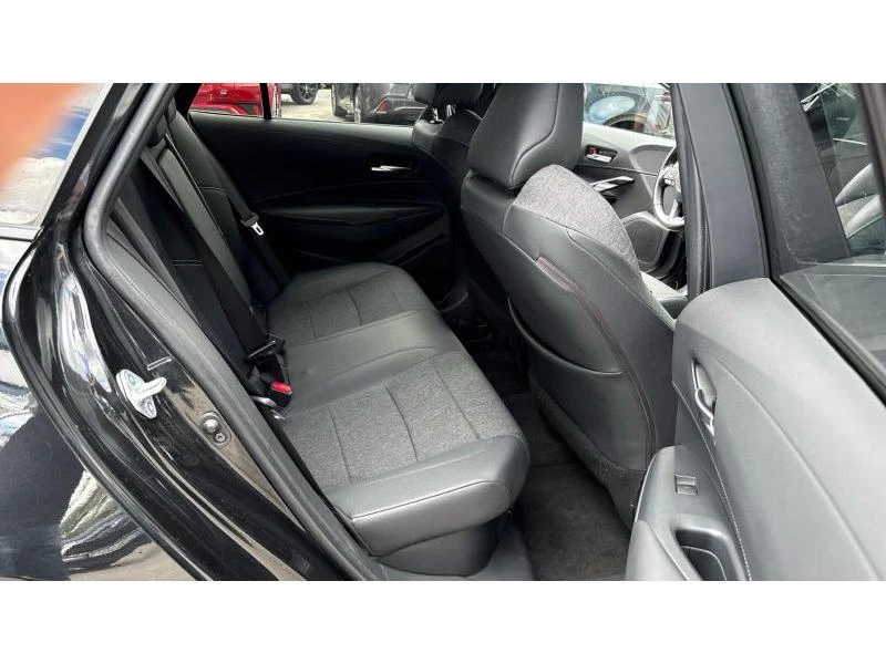 Toyota Corolla TS 1.8HSD EXECUTIVE PLUS, снимка 7 - Автомобили и джипове - 54786849