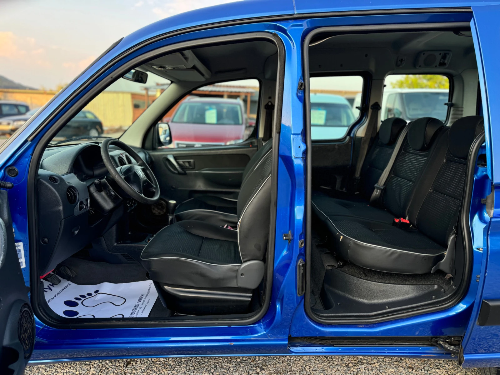 Peugeot Partner 1.6i 109кс КЛИМАТИК  | Mobile.bg — изображение 11
