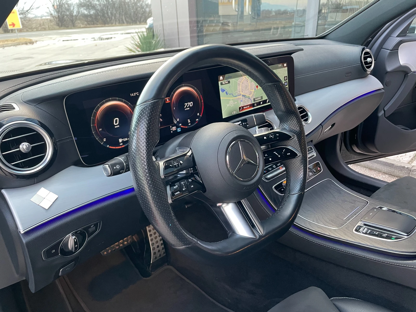 Mercedes-Benz E 220 63AMG OPTIC-FACE-4MATIC | Mobile.bg — изображение 11