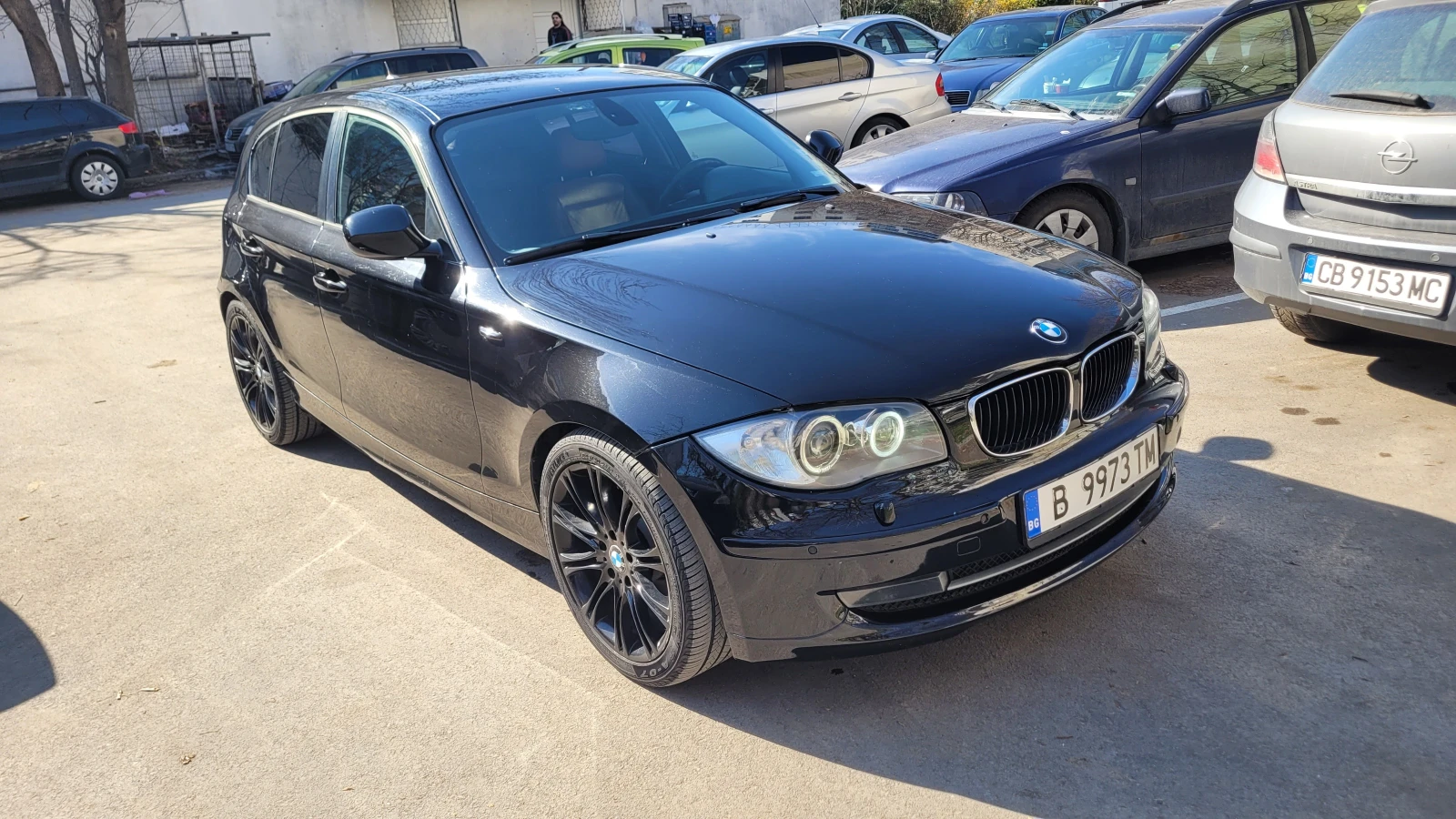 BMW 116 2.0d - изображение 2