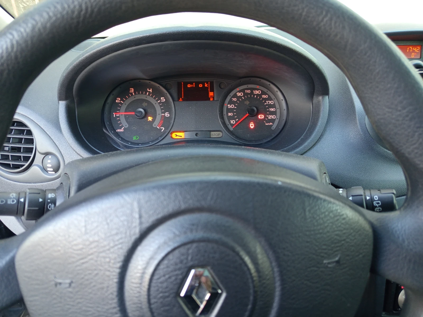 Renault Clio  - изображение 7