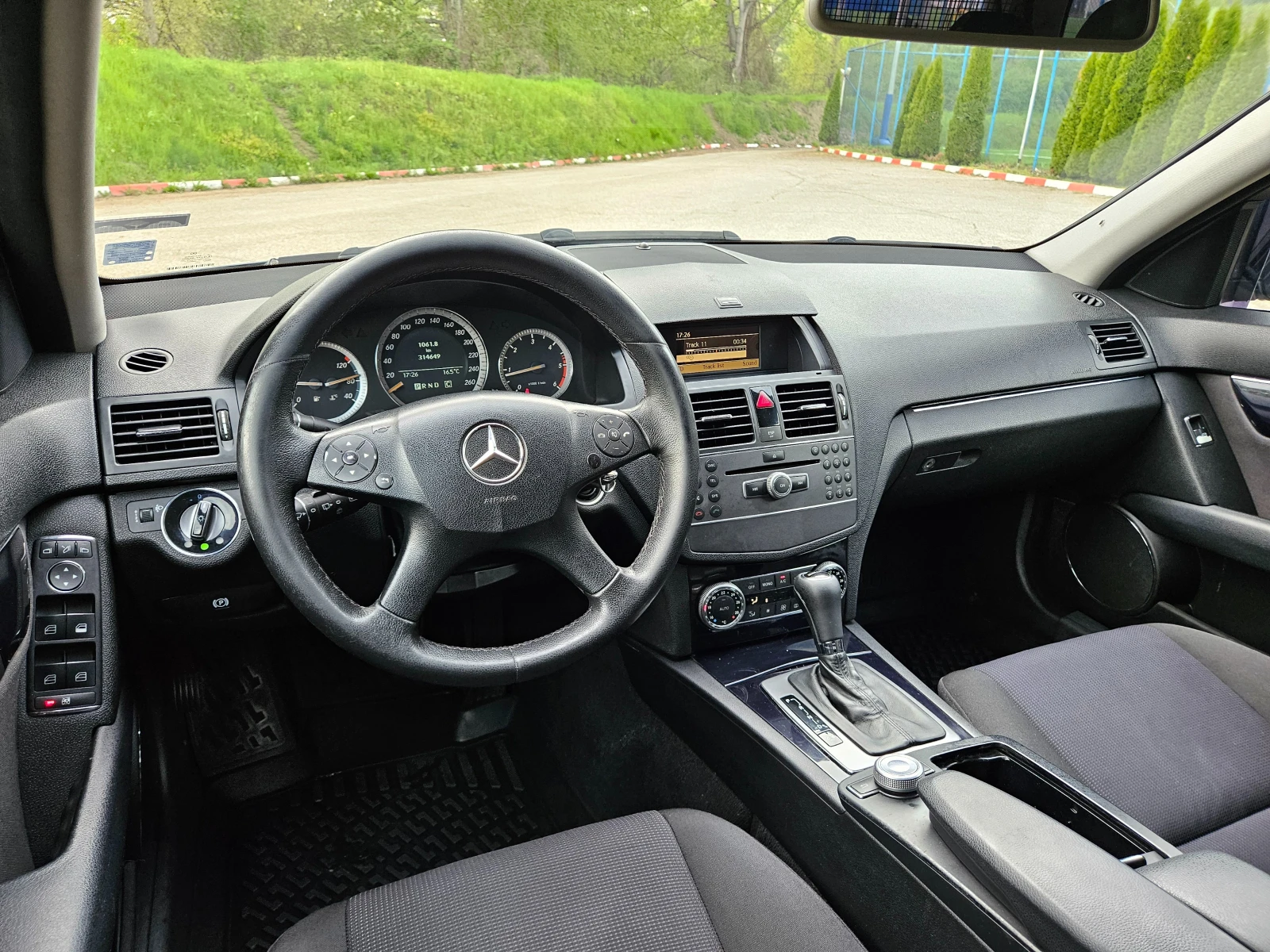 Mercedes-Benz C 220 2.2 Cdi Avtomat/Navigacia/Top sustoqnie - изображение 9