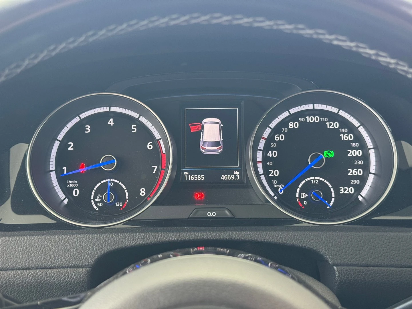 VW Golf R 2.0 TSI 4MOTION DSG - изображение 10