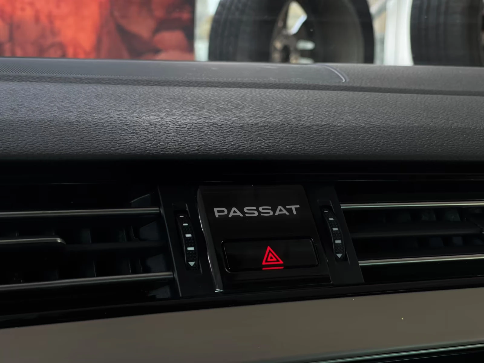 VW Passat 2.0TDI/VARIANT/150HP/ELEGANCE/DSG/CAM/AMBI/548f | Mobile.bg   12