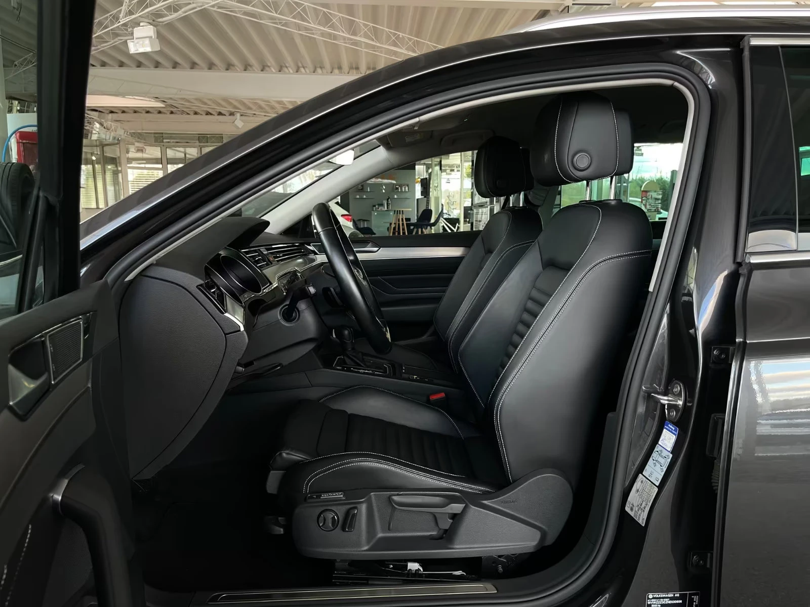 VW Passat 2.0TDI/VARIANT/150HP/ELEGANCE/DSG/CAM/AMBI/548f - изображение 7