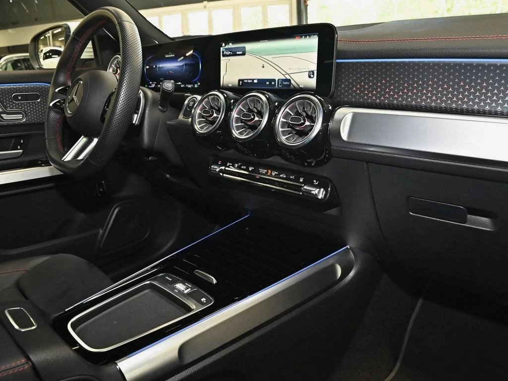 Mercedes-Benz EQB 350* 4M* AMG* MEMORY* DISTR* 360CAM*  - изображение 10