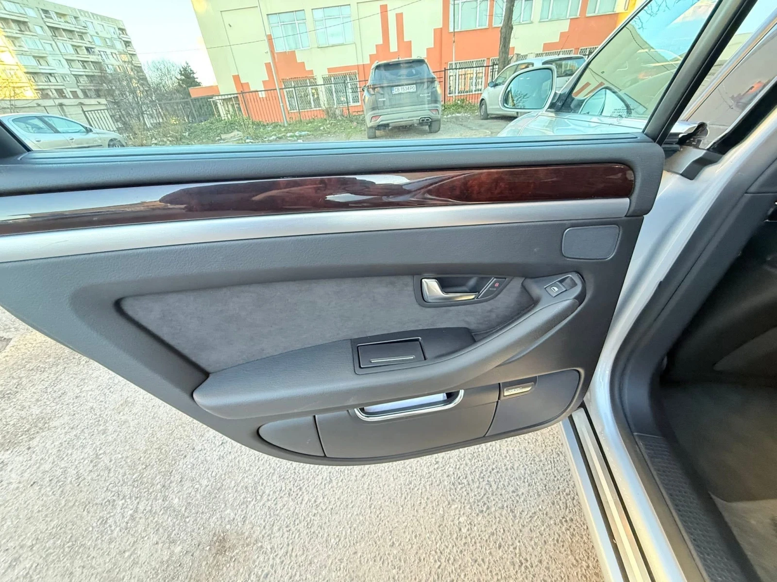 Audi A8   4.2 С Газ-Инж-   QUATTRO * BOSE* Щори fecelift - изображение 9