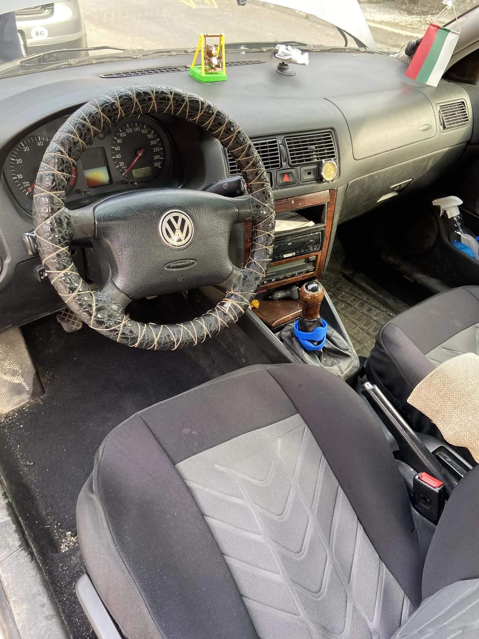 VW Bora 1.6 - изображение 6