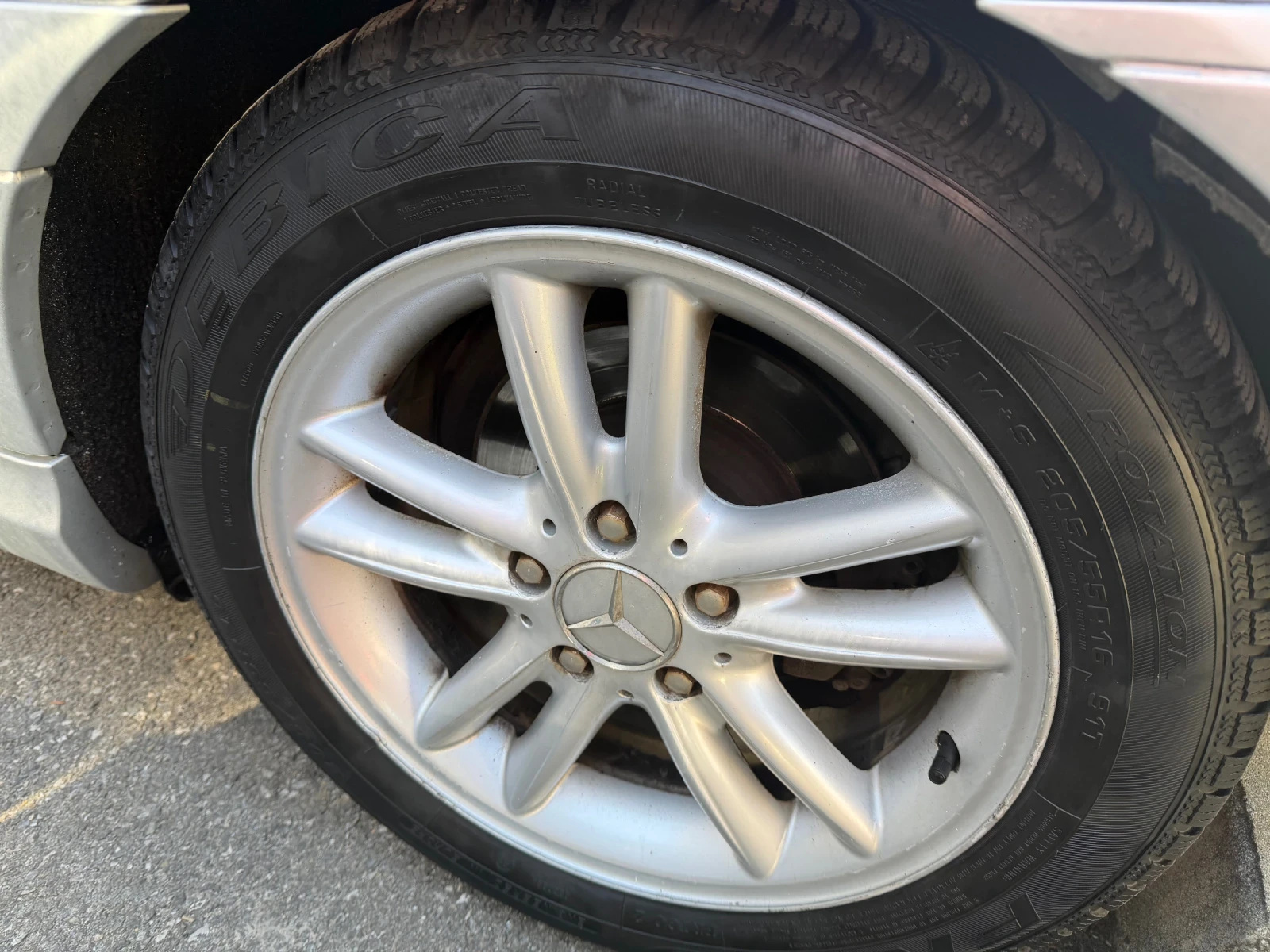 Mercedes-Benz C 220, снимка 5 - Автомобили и джипове - 53803359