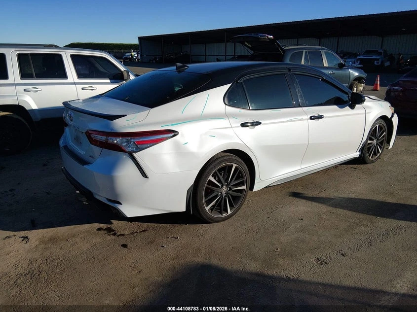 Toyota Camry 2.5l Xse, снимка 4 - Автомобили и джипове - 53901763