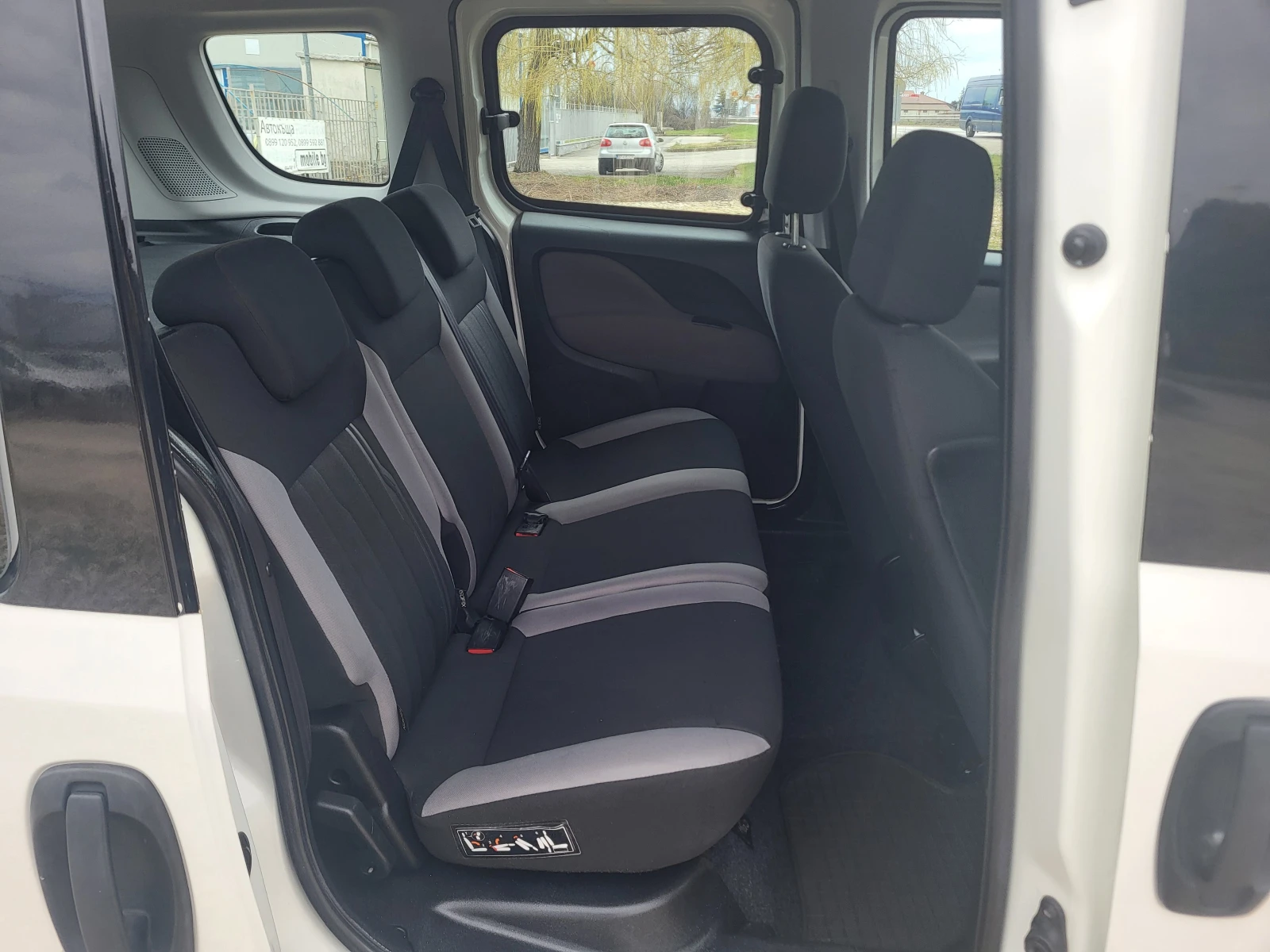 Fiat Doblo 1.6M-Jet, снимка 12 - Автомобили и джипове - 53904959