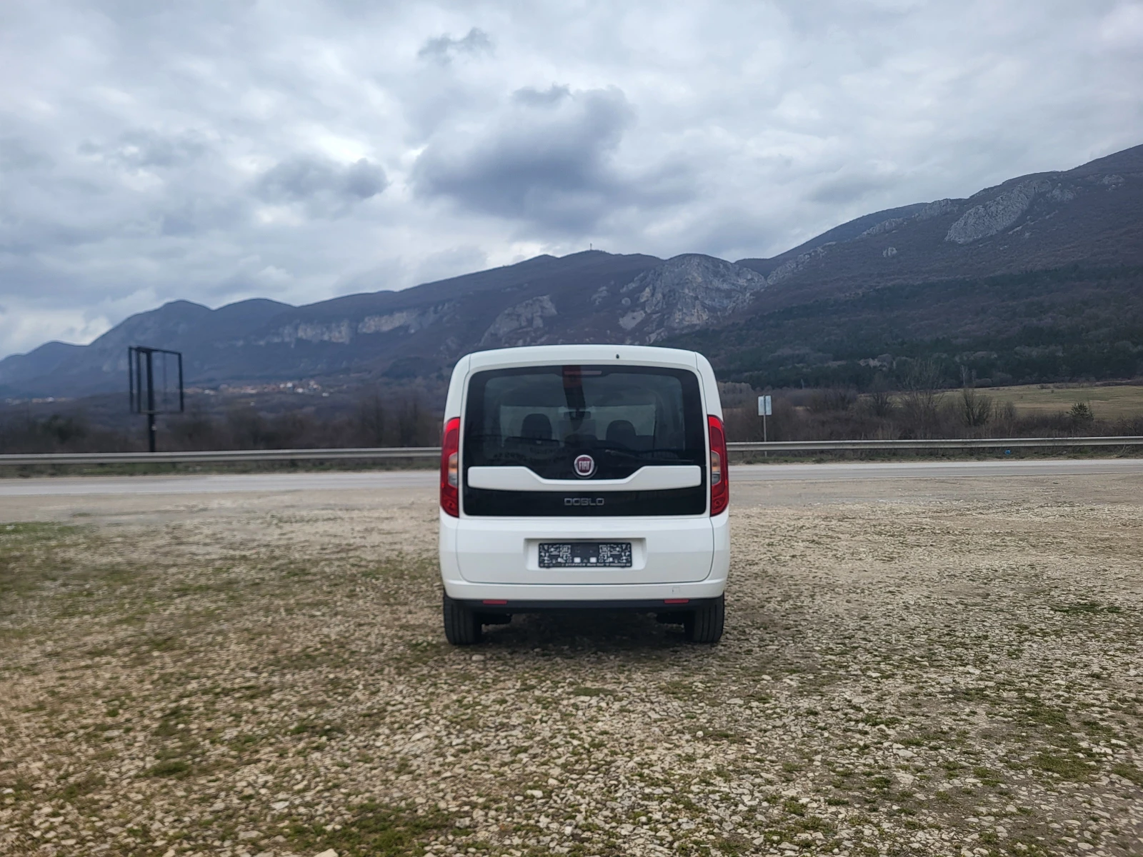 Fiat Doblo 1.6M-Jet, снимка 4 - Автомобили и джипове - 53904959