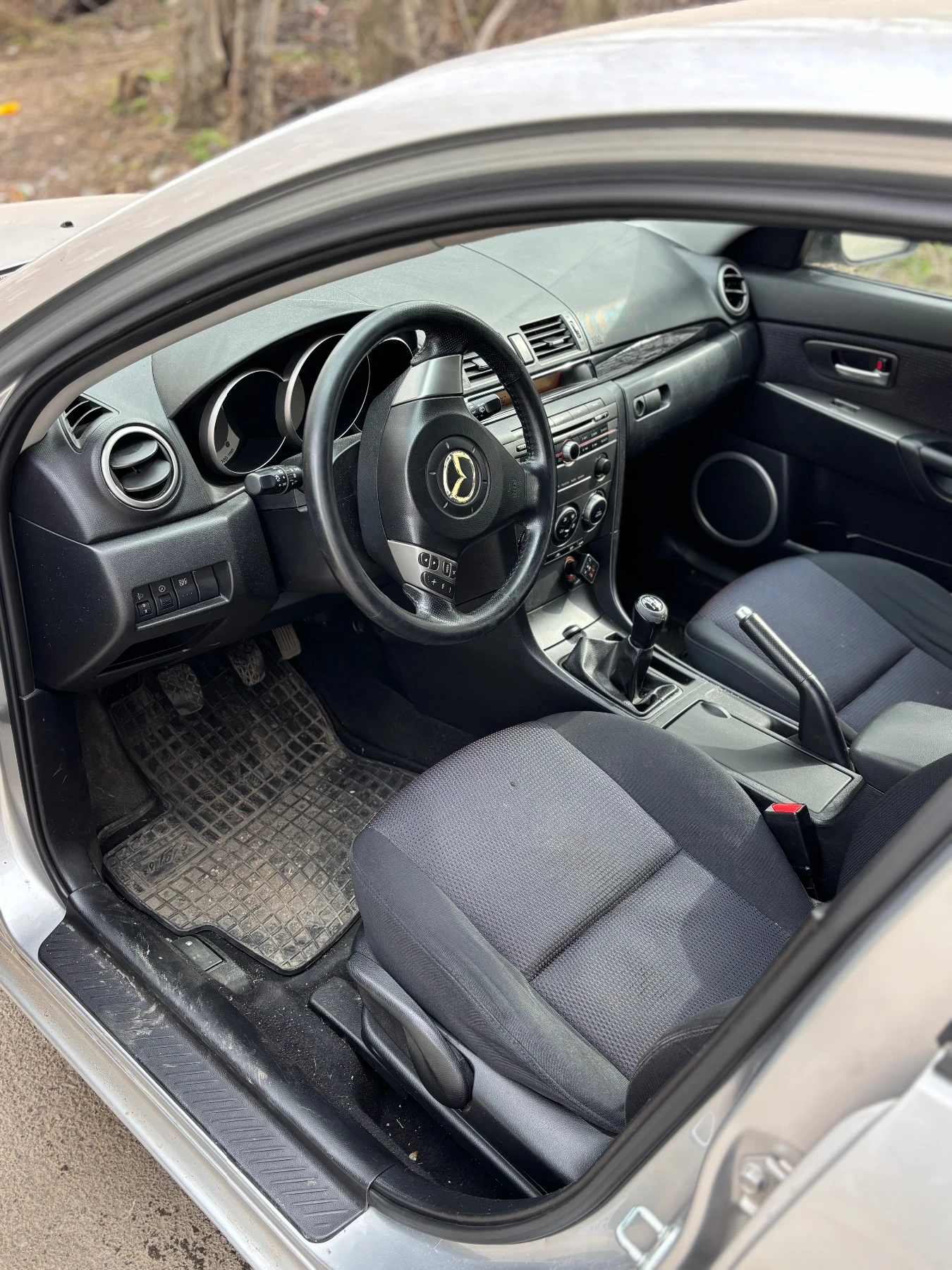 Mazda 3, снимка 9 - Автомобили и джипове - 53907037