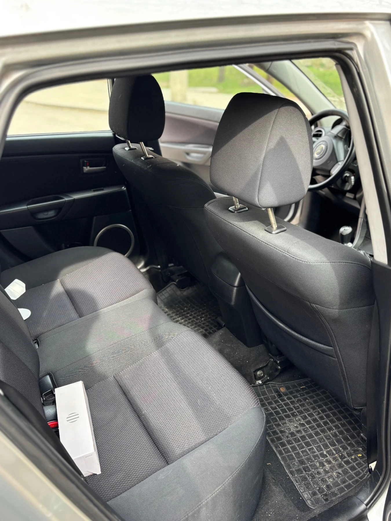 Mazda 3, снимка 8 - Автомобили и джипове - 53907037