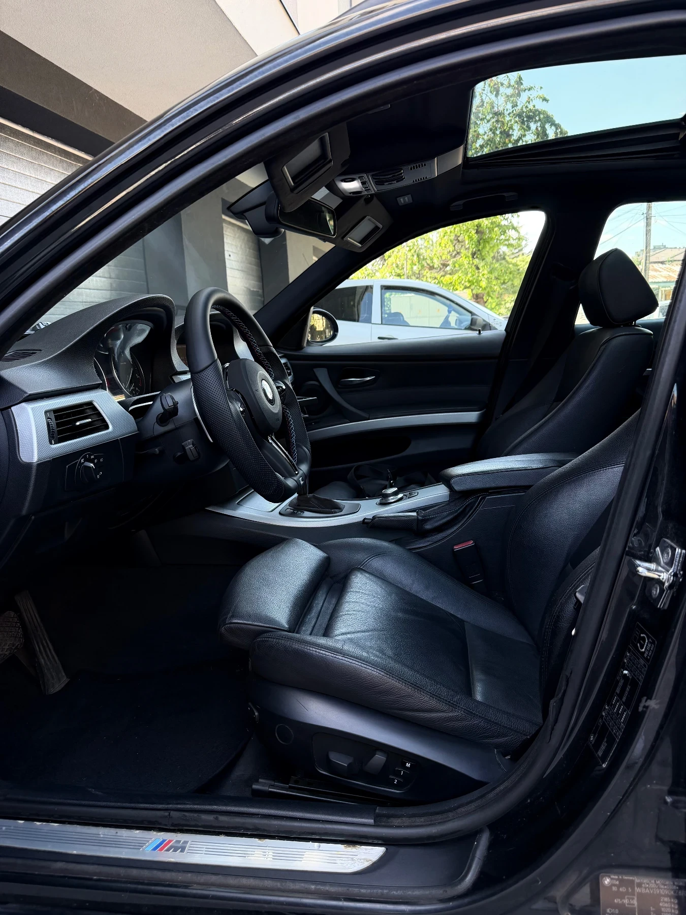 BMW 335 Екстри Топ Регистрирана, снимка 9 - Автомобили и джипове - 54825725