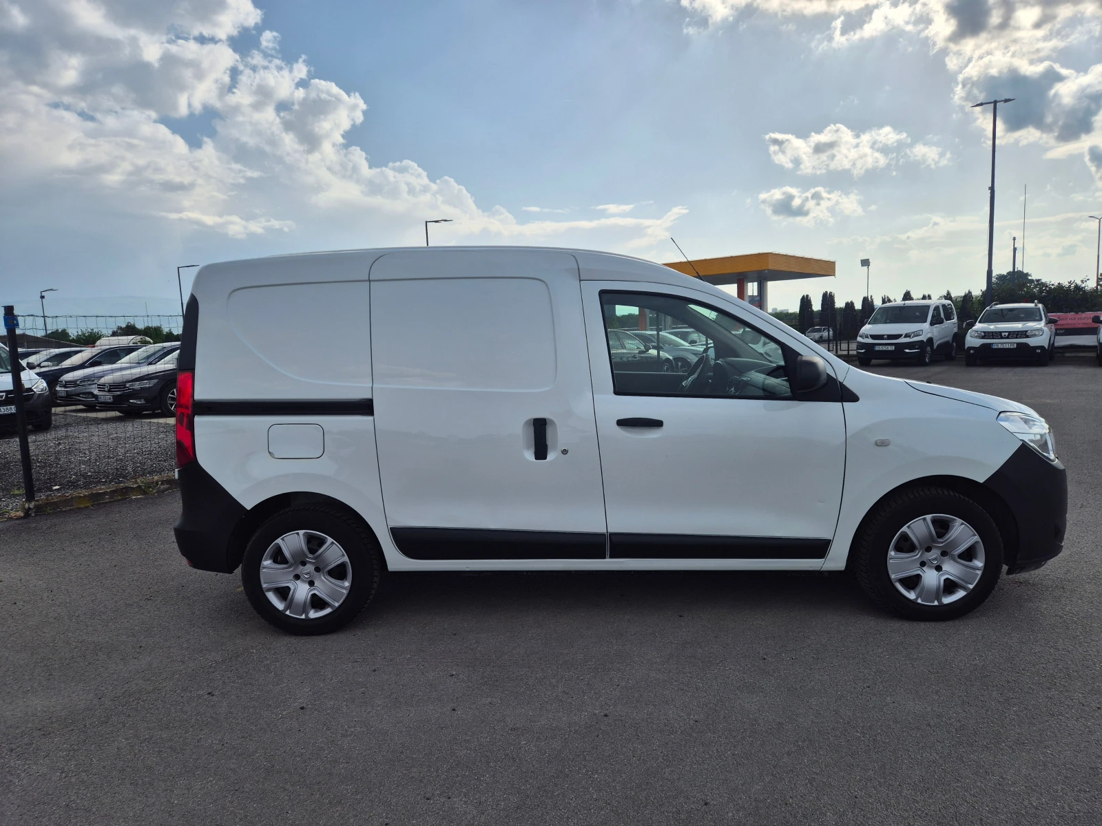 Dacia Dokker N1- M/T 1.5 DCI, снимка 6 - Автомобили и джипове - 54511041