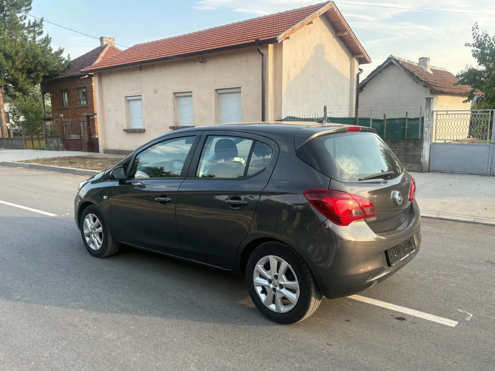 Opel Corsa, снимка 4 - Автомобили и джипове - 55207387