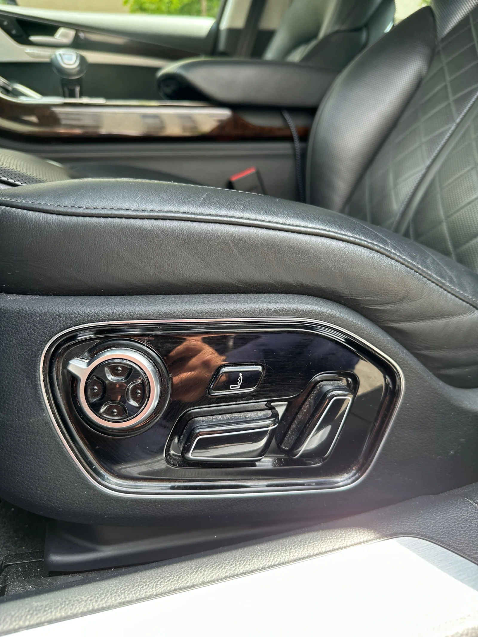 Audi A8, снимка 10 - Автомобили и джипове - 55532829