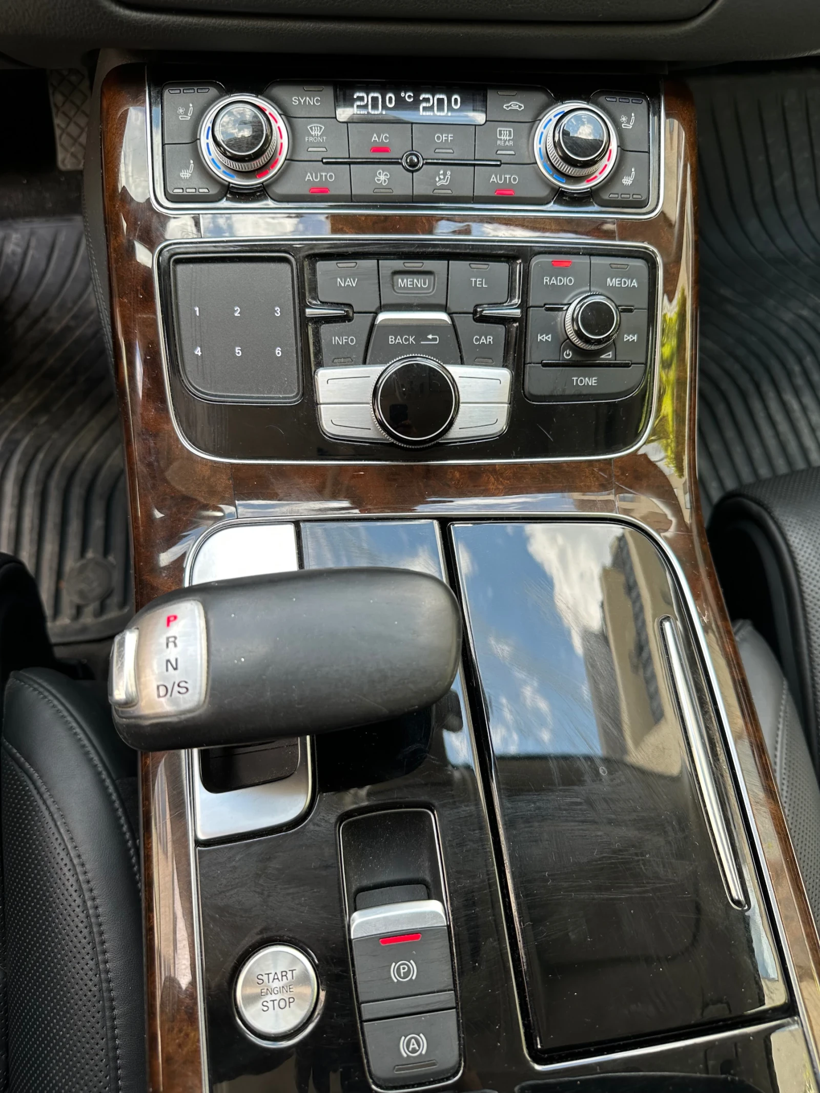 Audi A8, снимка 13 - Автомобили и джипове - 55532829
