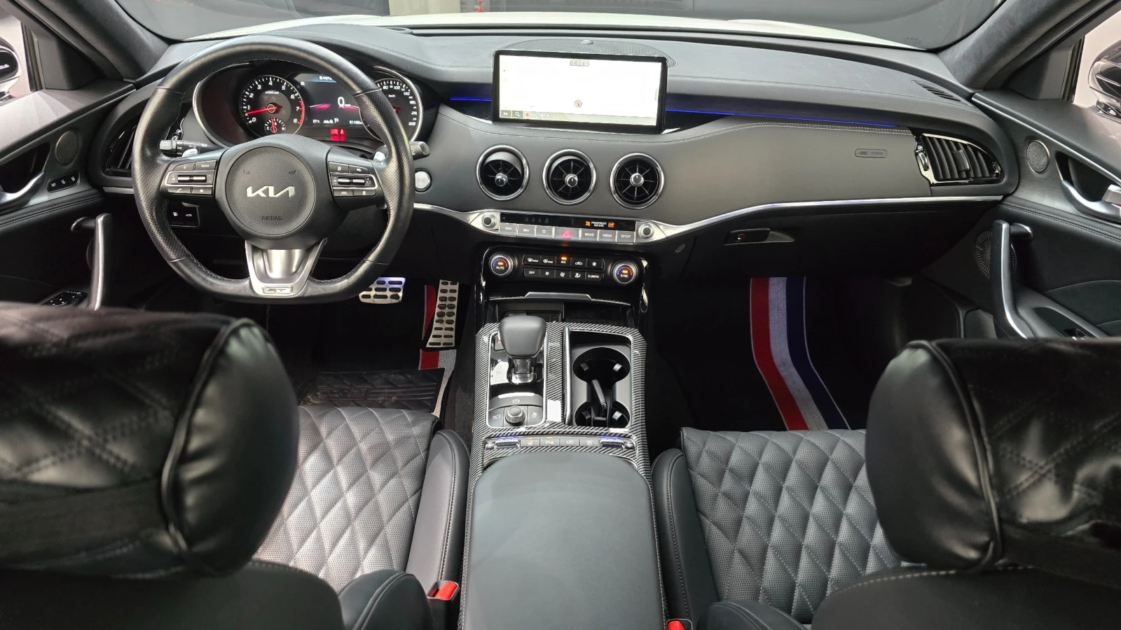 Kia Stinger Kia Stinger Meister 3.3 GT AWD, снимка 13 - Автомобили и джипове - 55635580