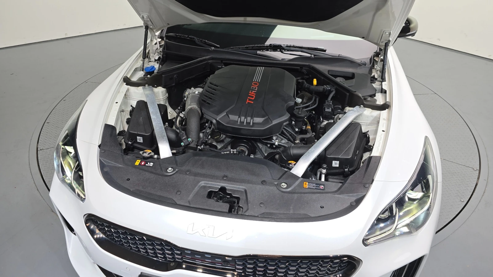 Kia Stinger Kia Stinger Meister 3.3 GT AWD, снимка 6 - Автомобили и джипове - 55635580