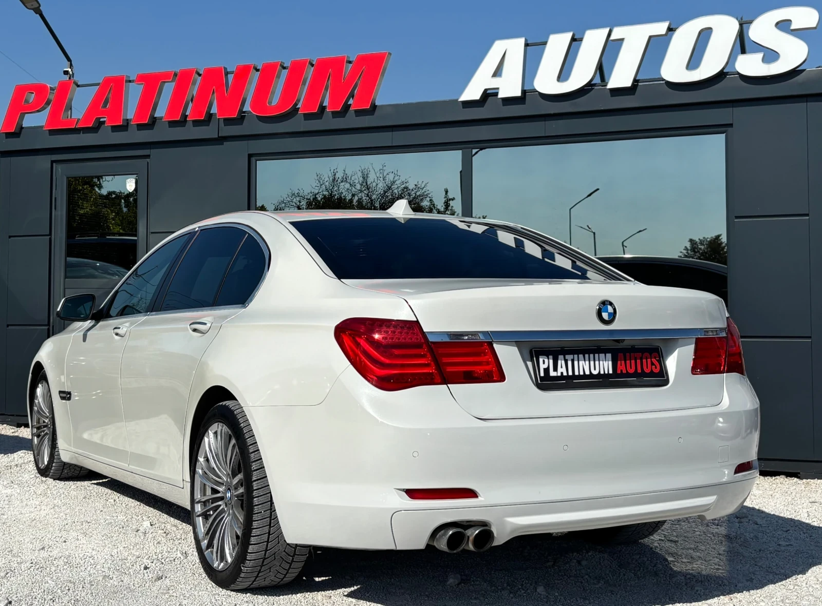 BMW 730 3.0D/LONG/ПОДГРЕВ/ОБДУХ/NAVI/ПЕРЛА, снимка 5 - Автомобили и джипове - 56020236