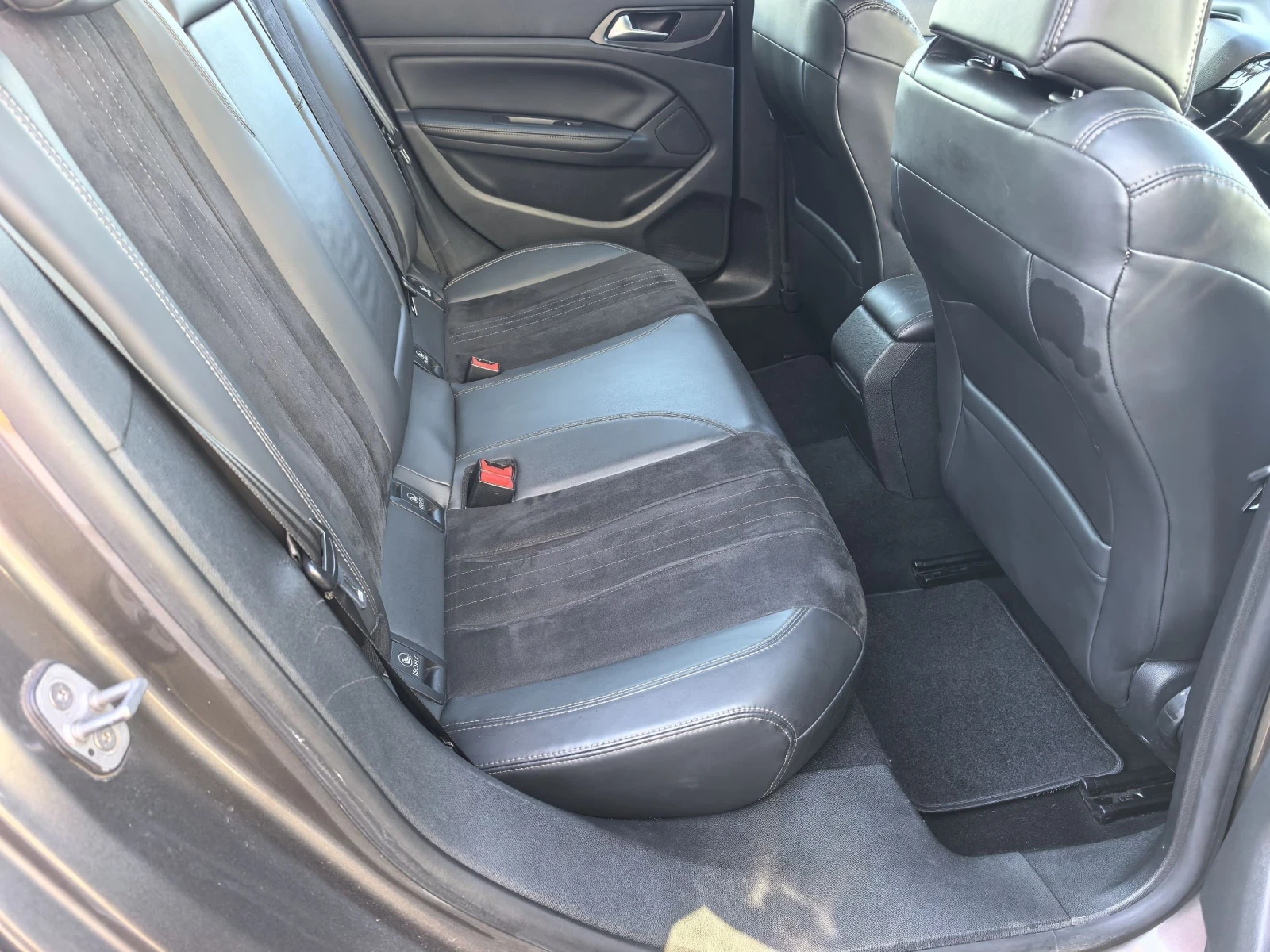 Peugeot 308 1, 6tdi , снимка 13 - Автомобили и джипове - 56108527