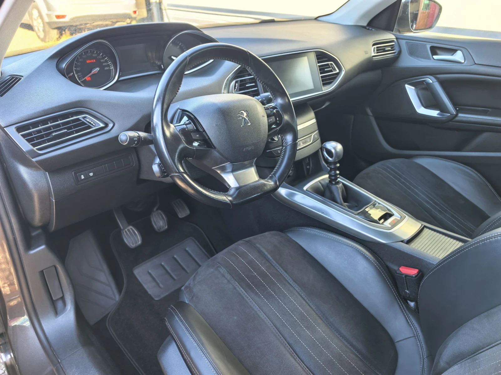 Peugeot 308 1, 6tdi , снимка 8 - Автомобили и джипове - 56108527