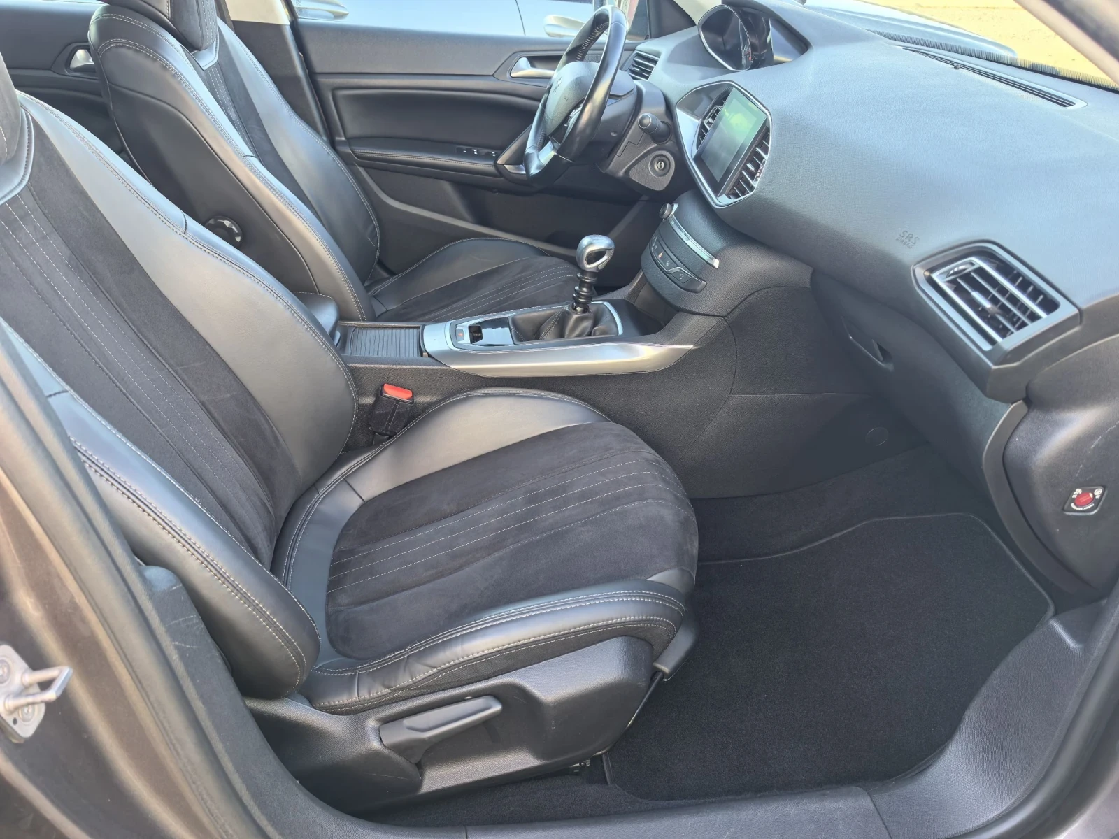 Peugeot 308 1, 6tdi , снимка 11 - Автомобили и джипове - 56108527