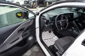 Toyota C-HR 1.8 HYBRID LED NAVI ГАРАНЦИЯ ЛИЗИНГ 100% | Auto.bg — изображение 11