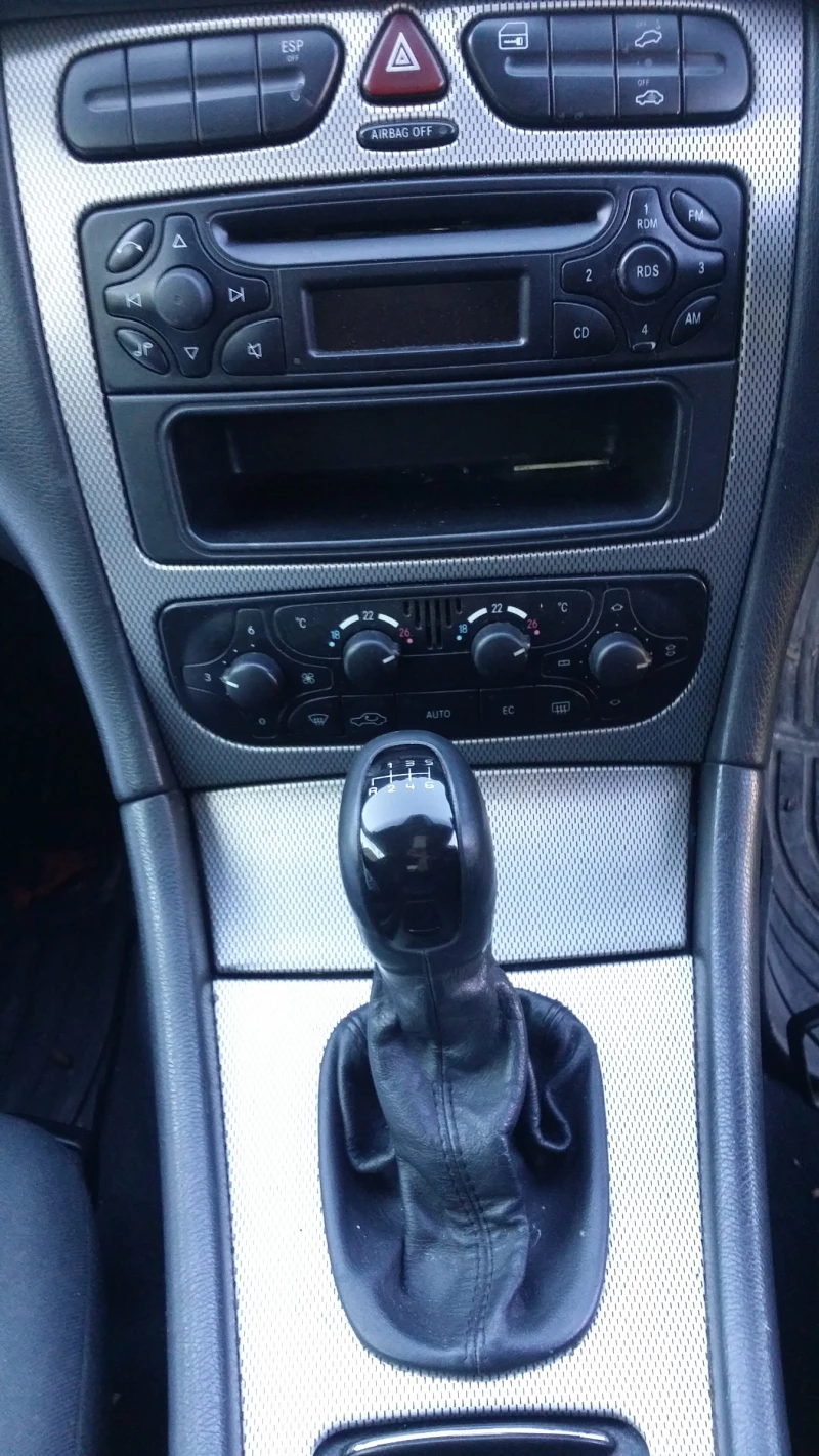 Mercedes-Benz C 220 22cdi, снимка 6 - Автомобили и джипове - 52442047