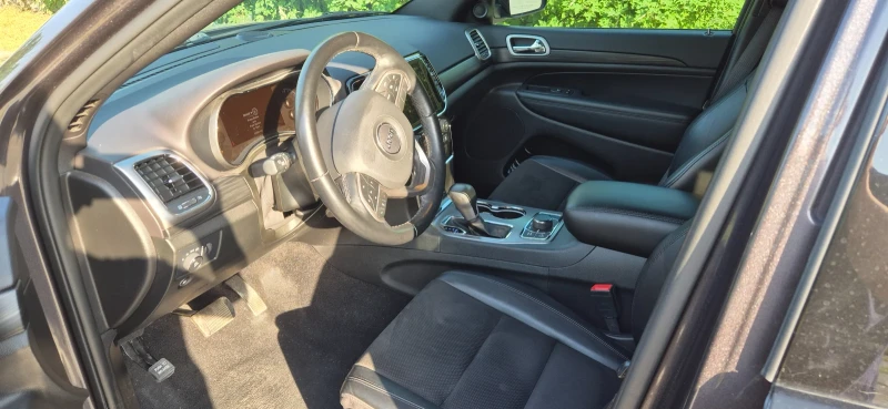 Jeep Grand cherokee, снимка 12 - Автомобили и джипове - 52276661