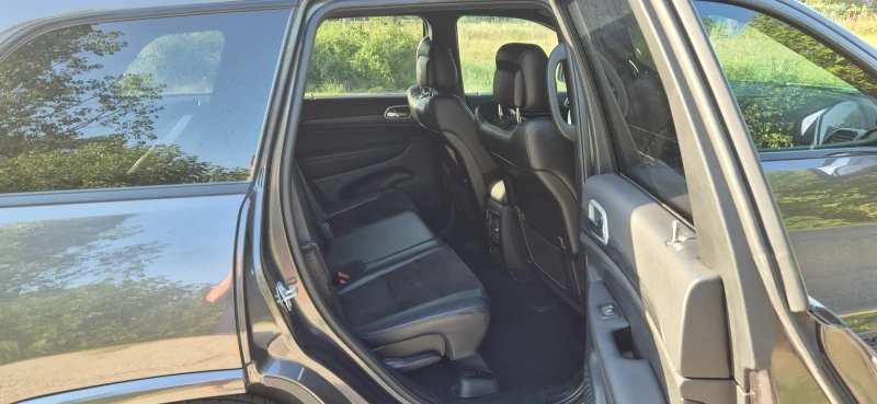 Jeep Grand cherokee, снимка 8 - Автомобили и джипове - 52276661