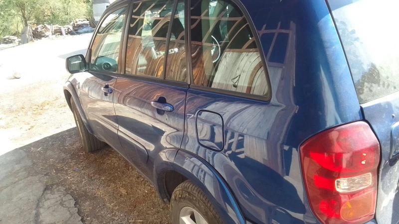 Toyota Rav4, снимка 3 - Автомобили и джипове - 52383334