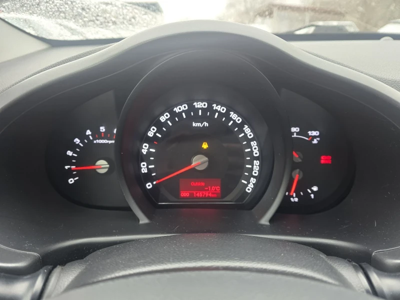 Kia Sportage 1.7crdi 116к.с 2wd, снимка 17 - Автомобили и джипове - 53123878