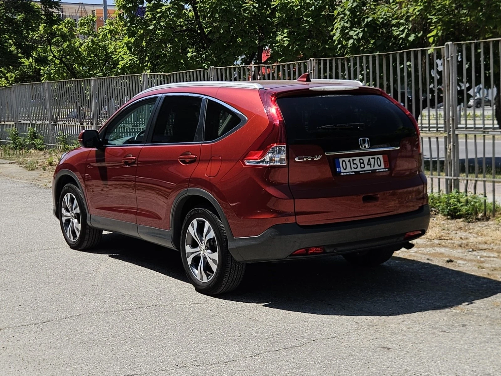 Honda Cr-v 2.0i-VTEC 4x4 Lifestyle Automatic - изображение 6