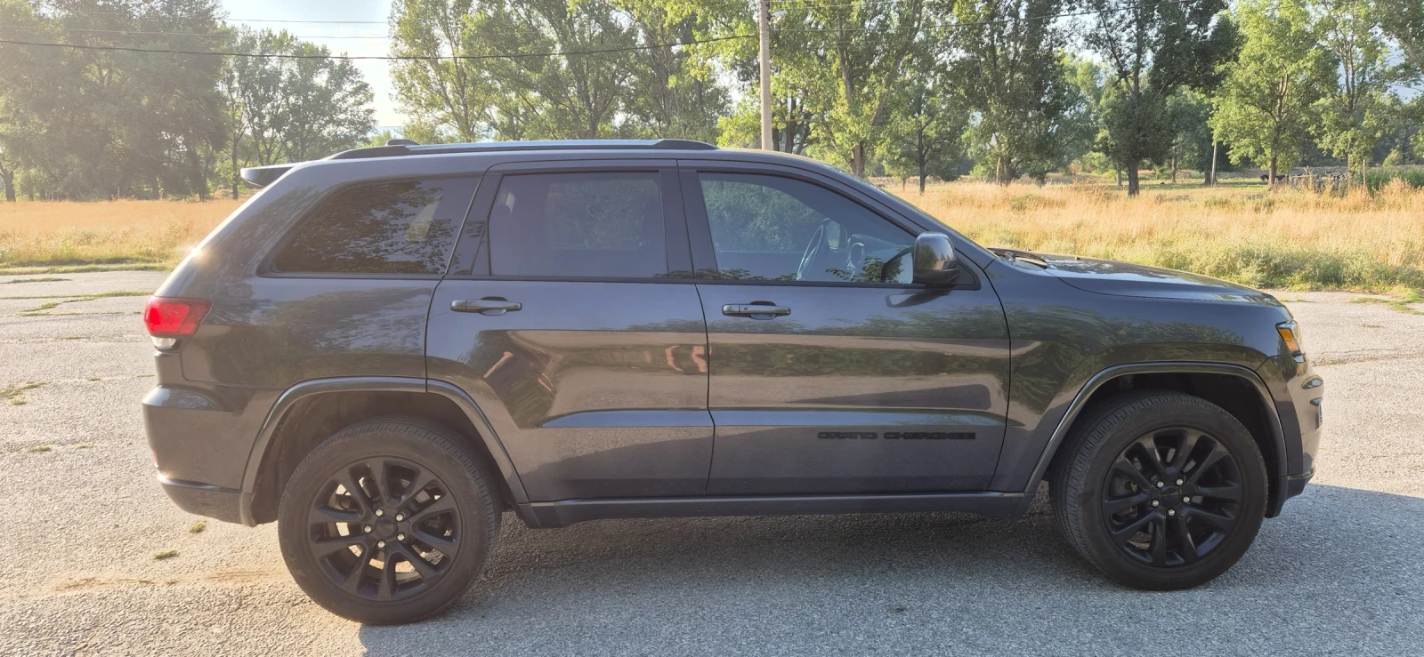 Jeep Grand cherokee  - изображение 3