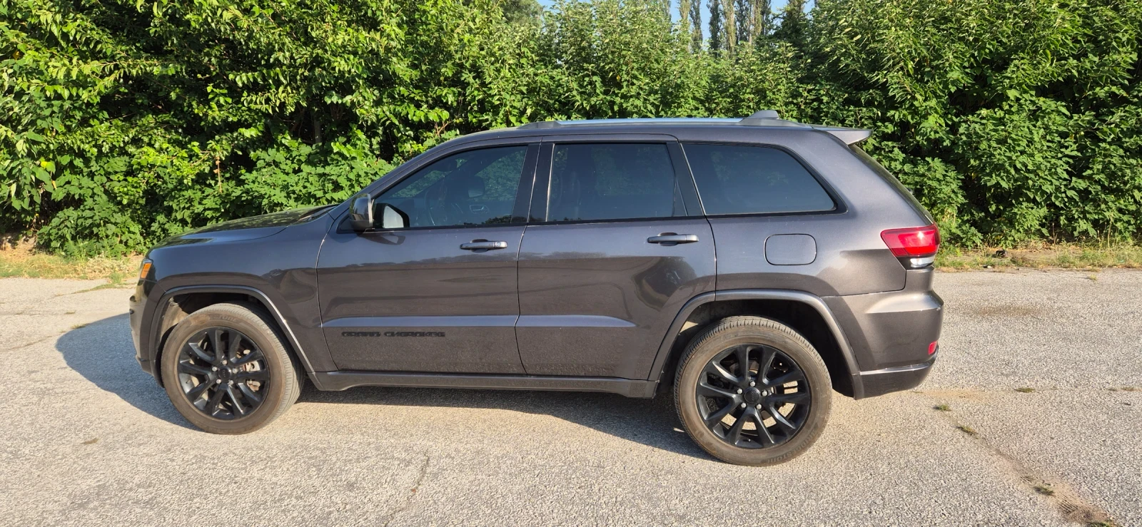 Jeep Grand cherokee  - изображение 2