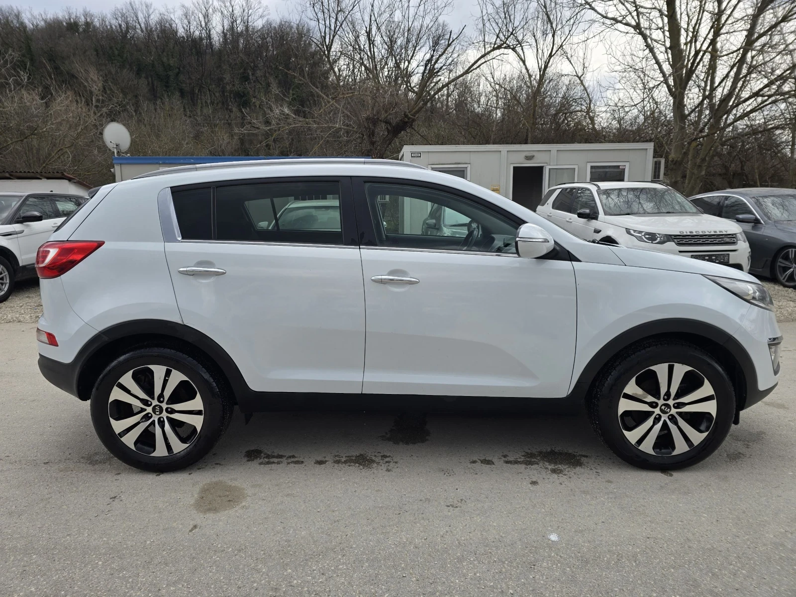 Kia Sportage 1.7crdi 116к.с 2wd, снимка 8 - Автомобили и джипове - 53123878