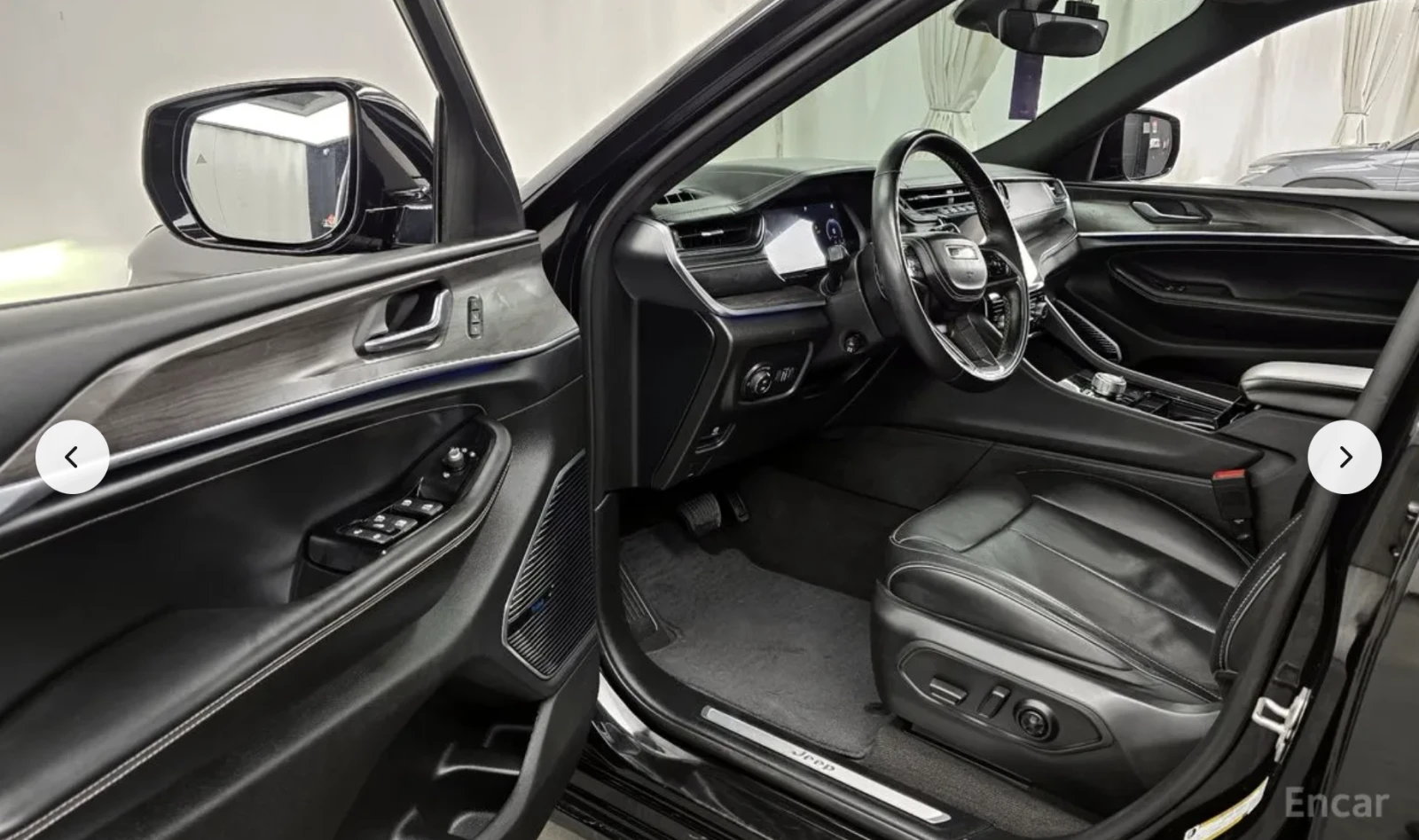 Jeep Grand cherokee OVERLAND* 3.6* V6* ДИГИТАЛНО* ТАБЛО* ОБДУХВАНЕ* 36, снимка 5 - Автомобили и джипове - 53990767