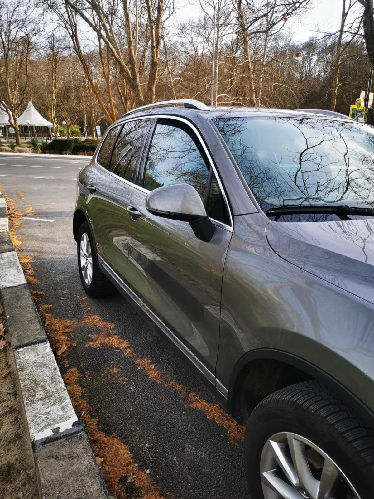 VW Touareg, снимка 4 - Автомобили и джипове - 54126602