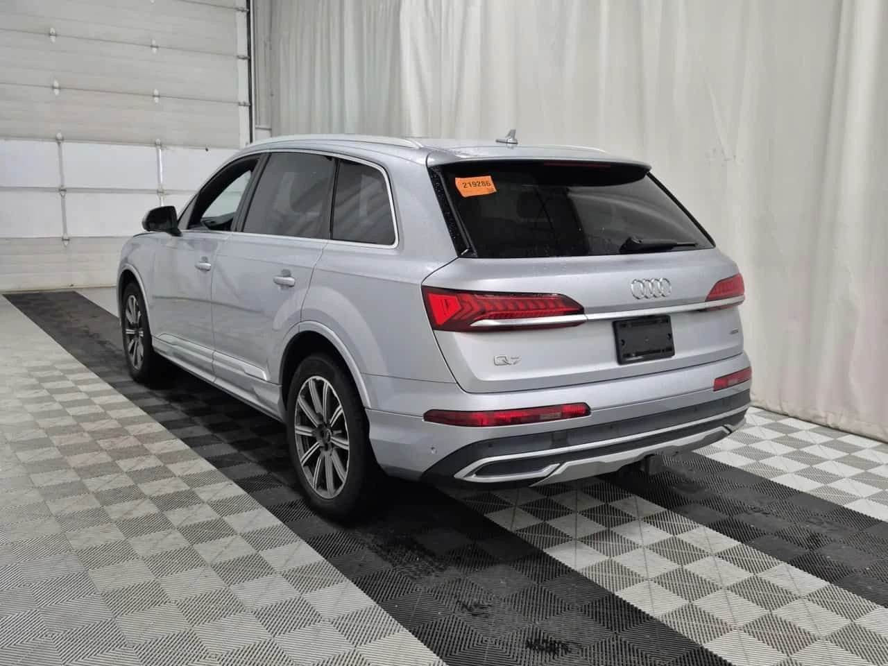 Audi Q7 45TFSI * PROGRESSIV * CARFAX * Без инциденти * , снимка 5 - Автомобили и джипове - 54395881