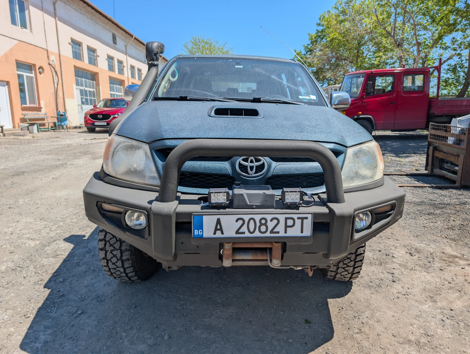 Toyota Hilux 3.0 D-4D/4x4/Raptor, снимка 2 - Автомобили и джипове - 54627723