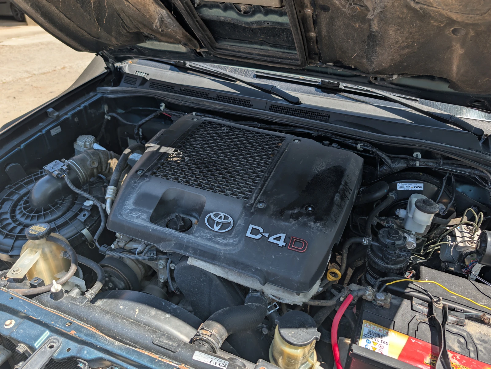 Toyota Hilux 3.0 D-4D/4x4/Raptor, снимка 16 - Автомобили и джипове - 54627723