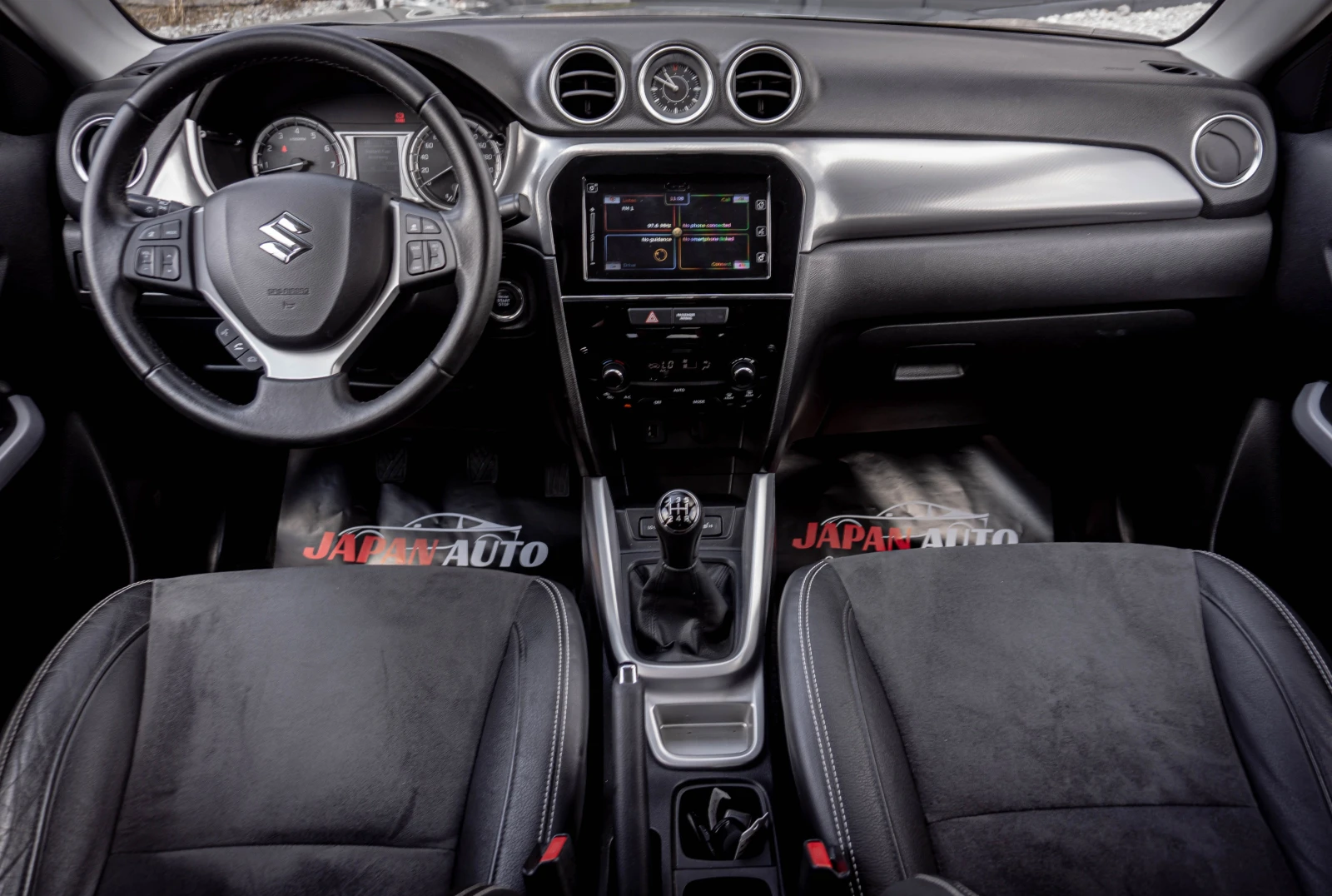 Suzuki Vitara 1.6 бензин| EXCLUSIVE! ALCANTARA! TOP! ГАРАНЦИЯ!, снимка 8 - Автомобили и джипове - 54790914