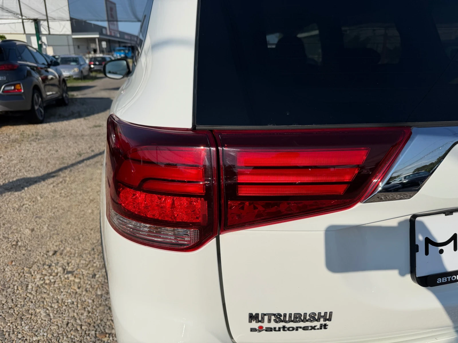 Mitsubishi Outlander 2.2DID 7МЕСТА 150хил.100%РЕАЛНИ ЛИЗИНГ ВИДЕО, снимка 5 - Автомобили и джипове - 55316106
