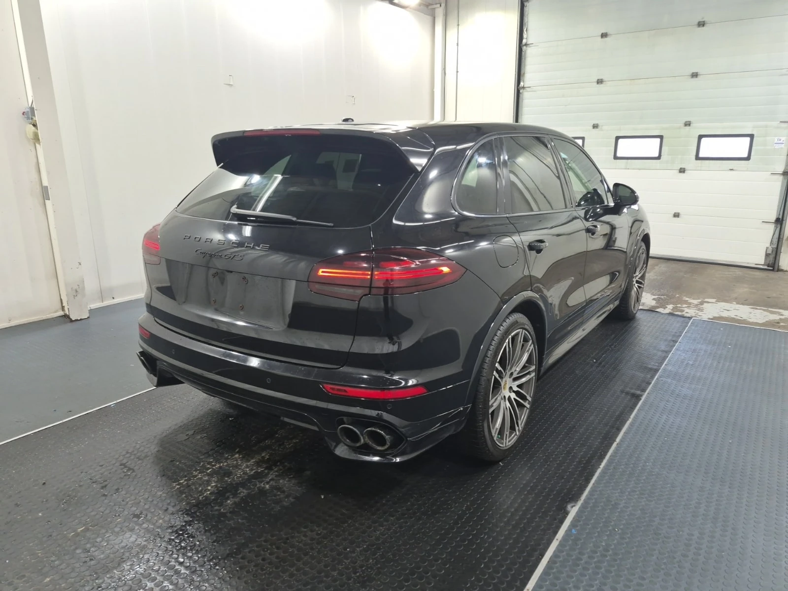 Porsche Cayenne * GTS * CARFAX * ЦЕНА ДО БГ, снимка 3 - Автомобили и джипове - 56138833
