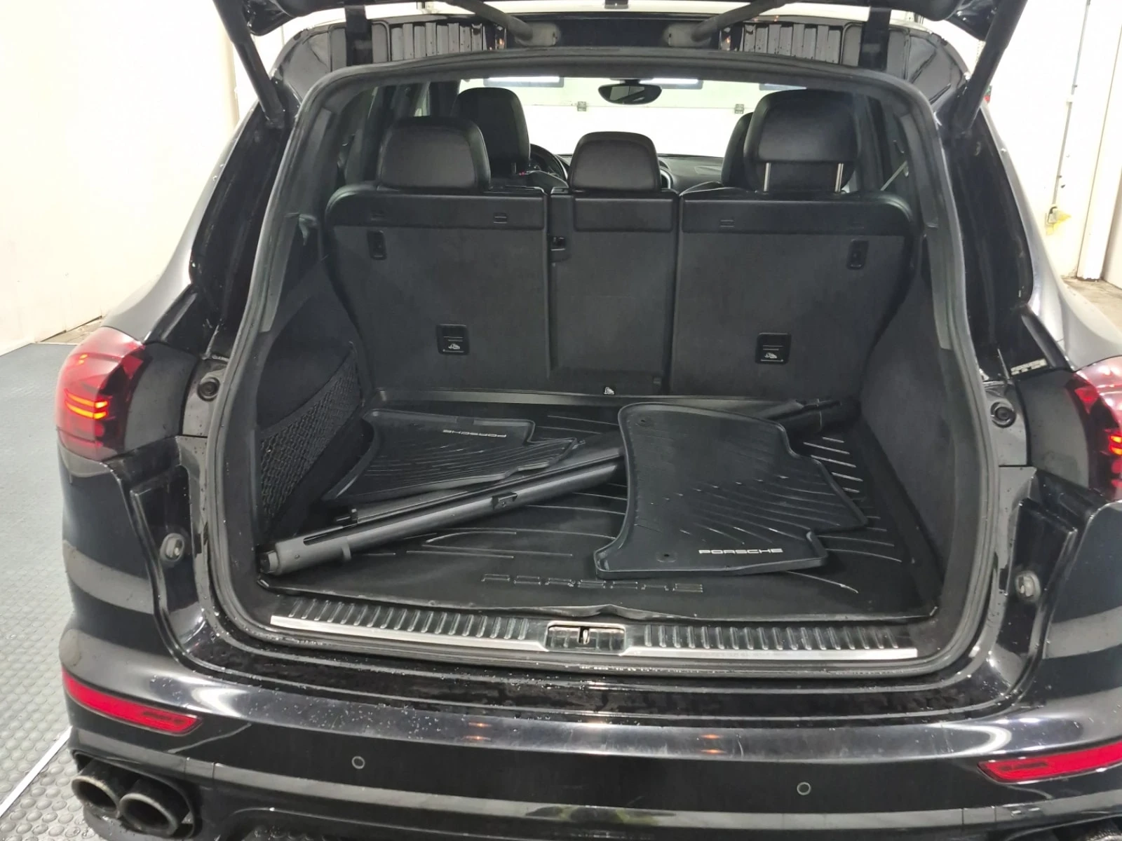 Porsche Cayenne * GTS * CARFAX * ЦЕНА ДО БГ, снимка 15 - Автомобили и джипове - 56138833